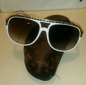 Louis Vuitton Accessories - Brand new LV Glasses Louis Vuitton Accessories - Brand new LV Glasses